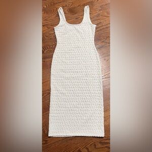 Elegant Textured White Skirt